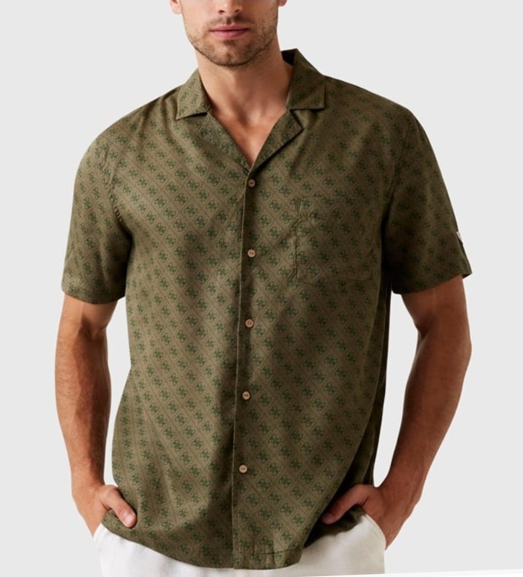 Chemise à manches courtes